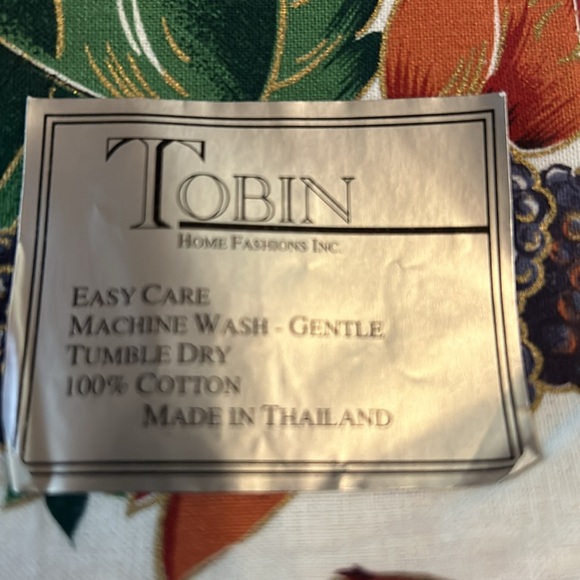 NWT Tobin napkins - Picture 3 of 4
